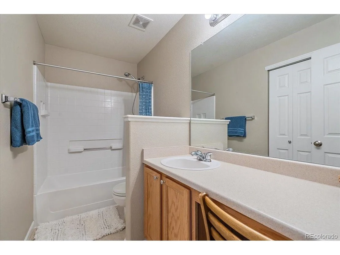Photo of 11203 Coal Mine St