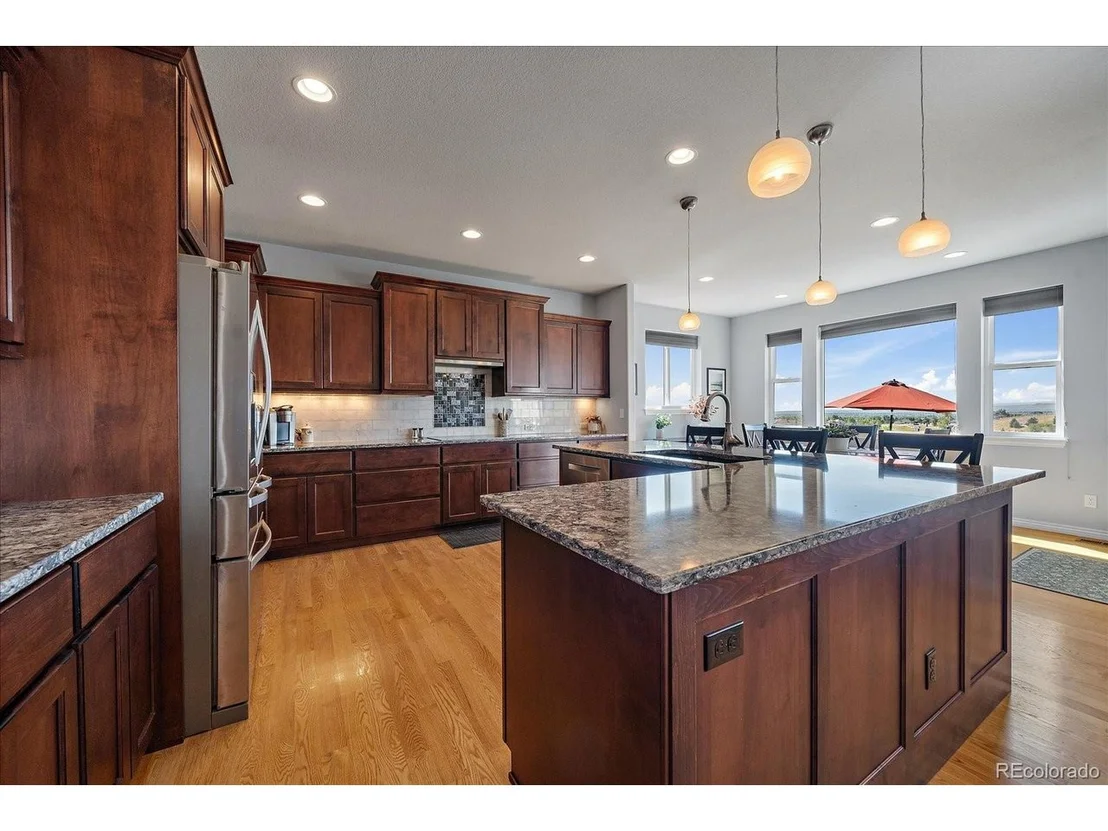 Photo of 8412 Quaker Cir