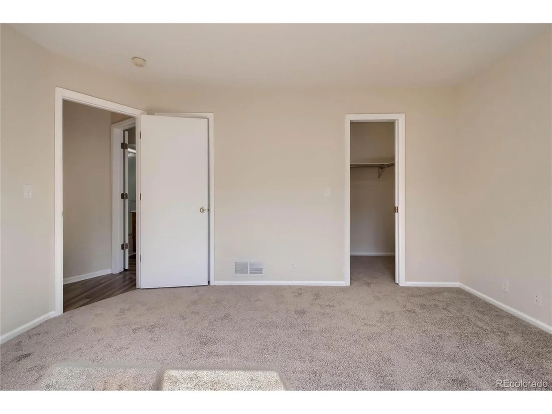 Photo of 1695 Parkside Cir