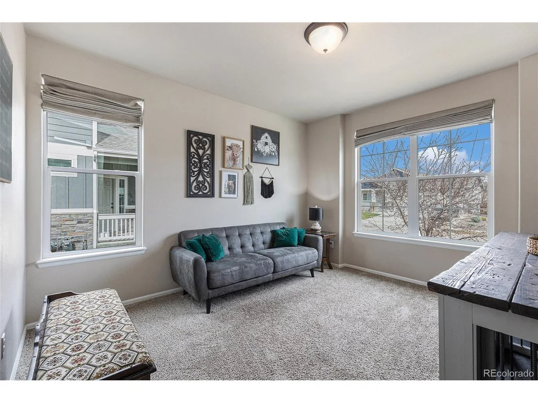 Photo of 1521 Heirloom Dr