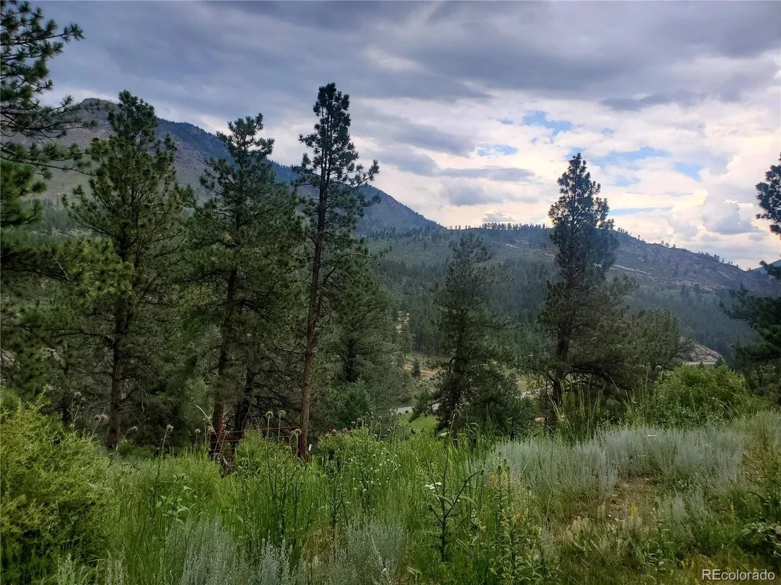Photo of 1919 Old Stagecoach Rd