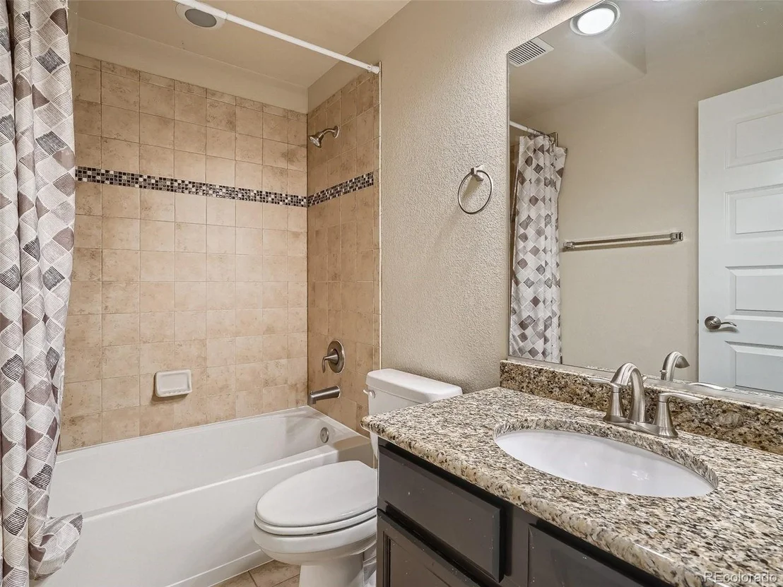 Photo of 5479 Shoshone Dr