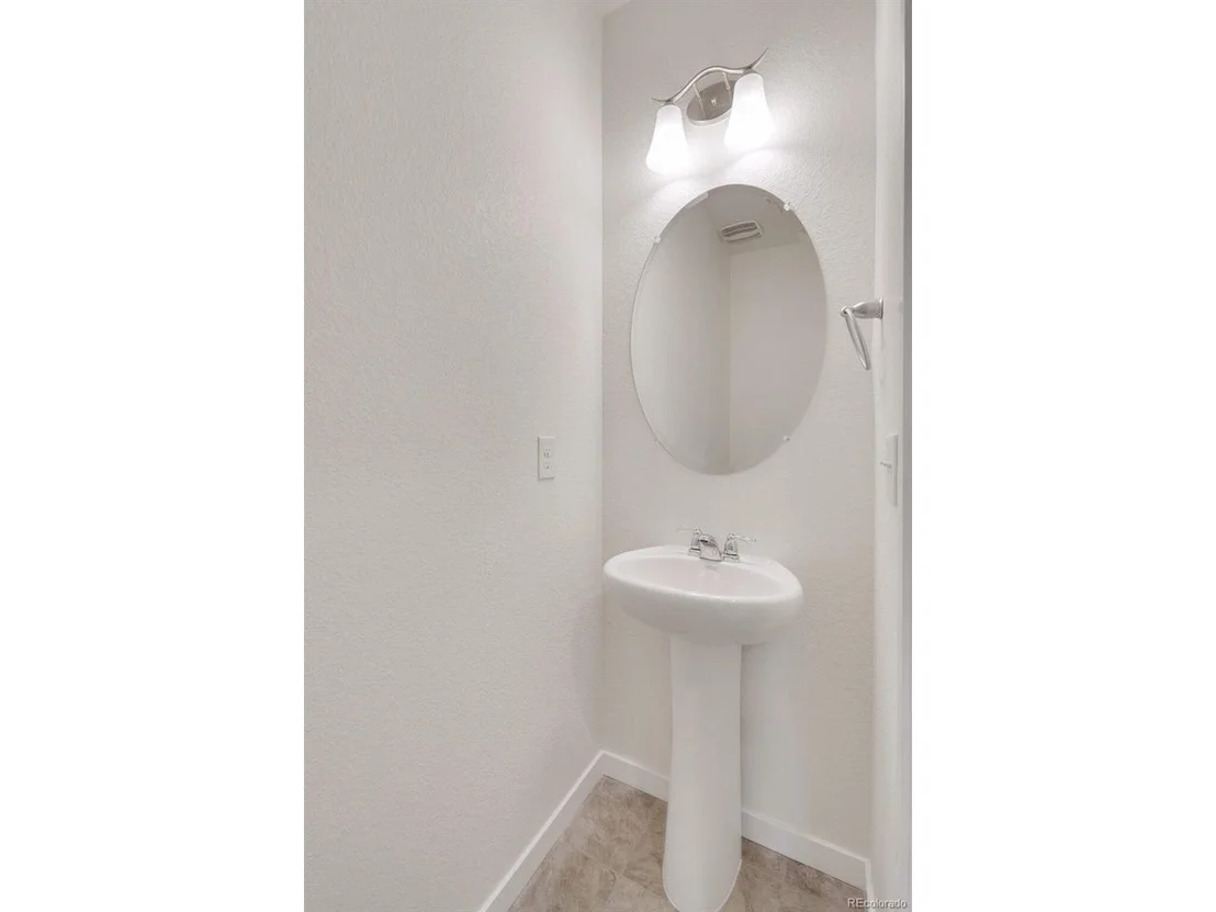 Photo of 611 Sawyers Pond Dr