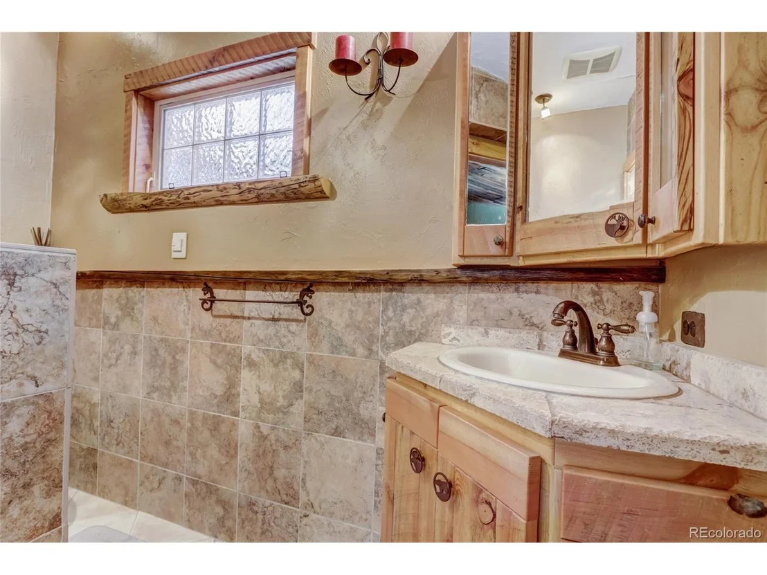Photo of 199 Valley View Ln
