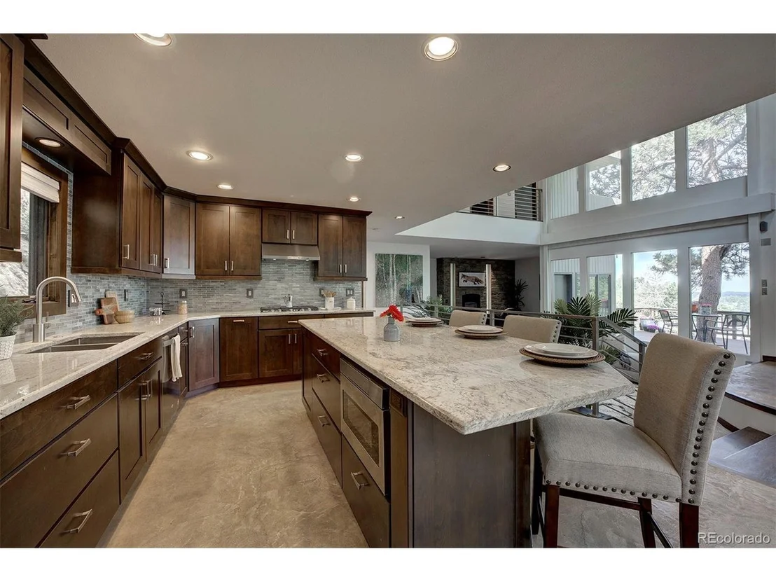 Photo of 6554 Olympus Dr