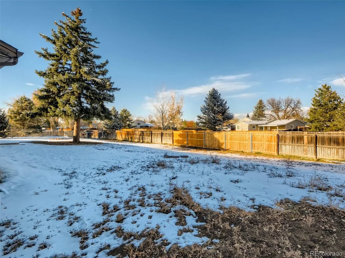 Photo of 10975 Birch Dr