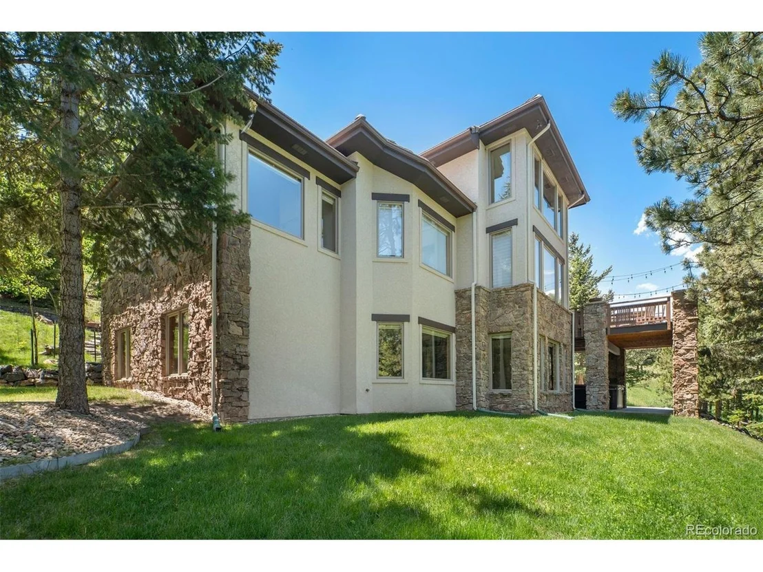 Photo of 3064 Elk View Dr