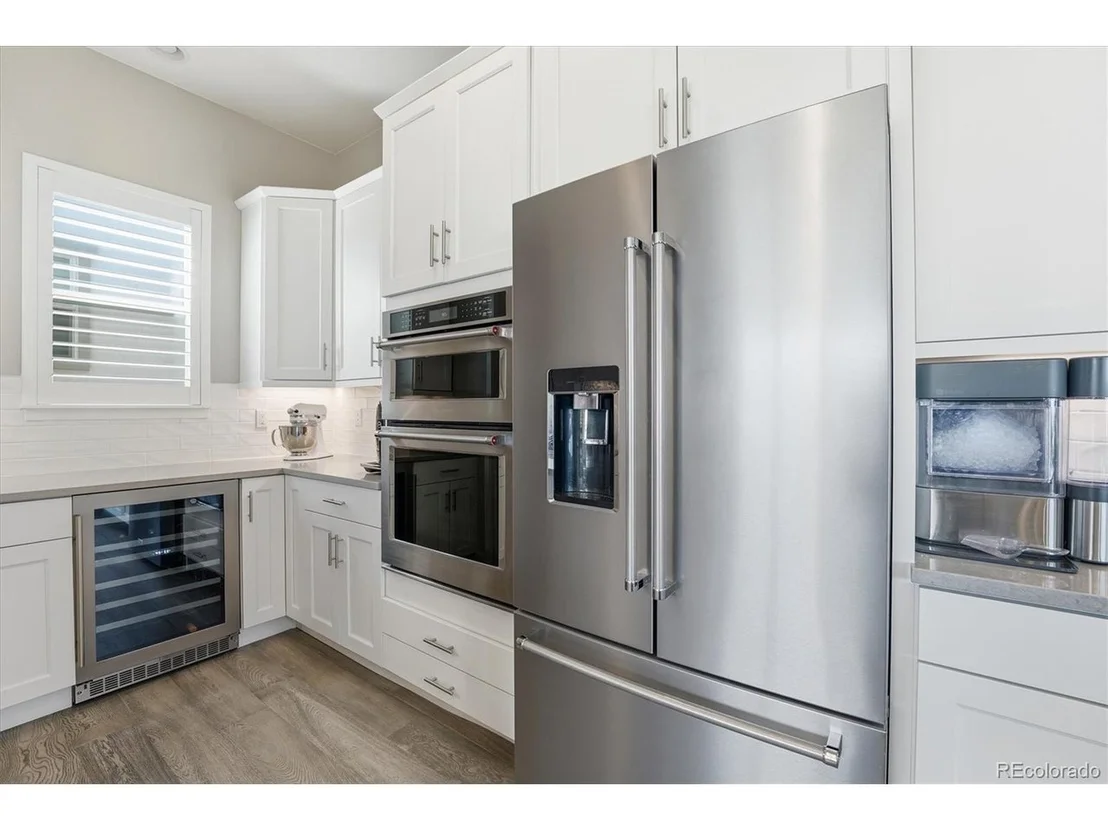 Photo of 489 Meadowleaf Ln