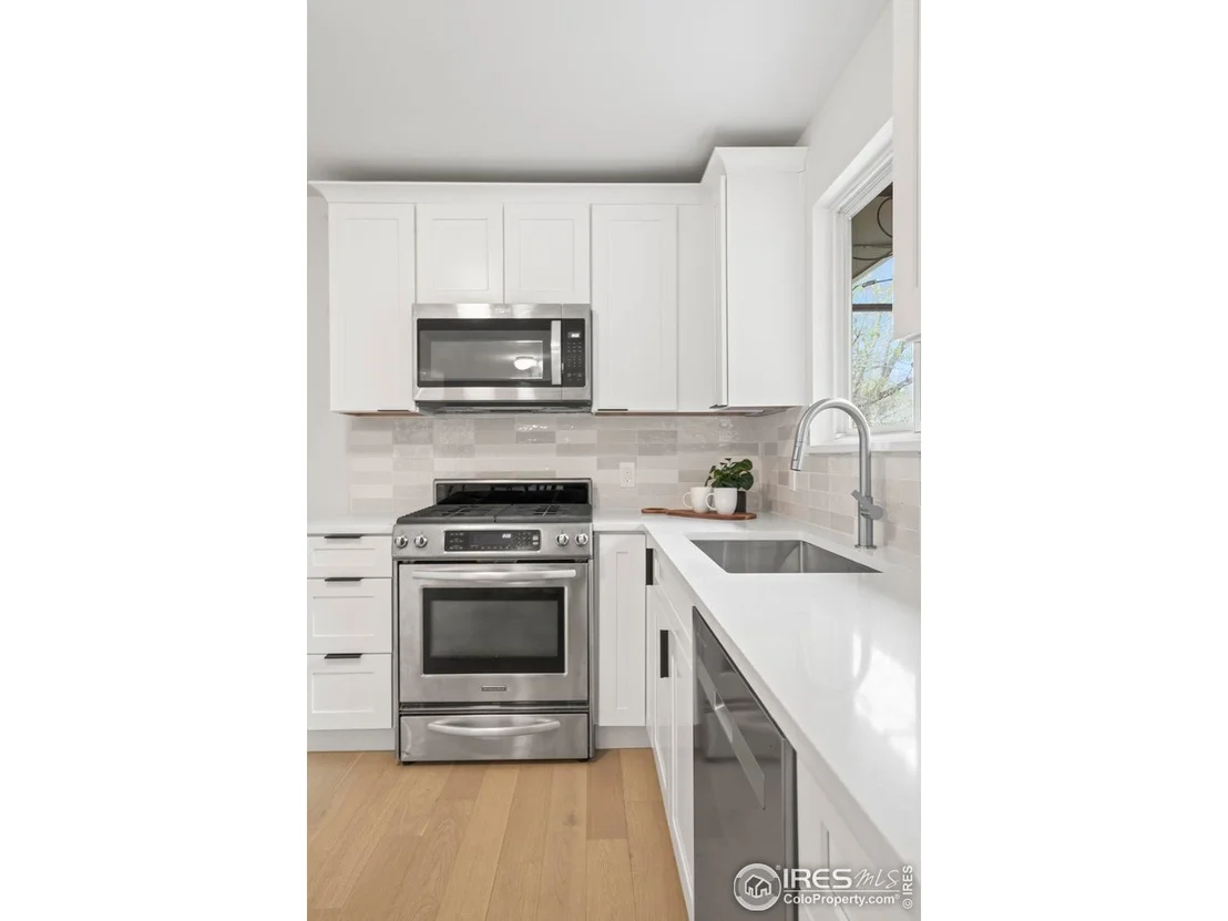 Photo of 3545 Cloverleaf Dr