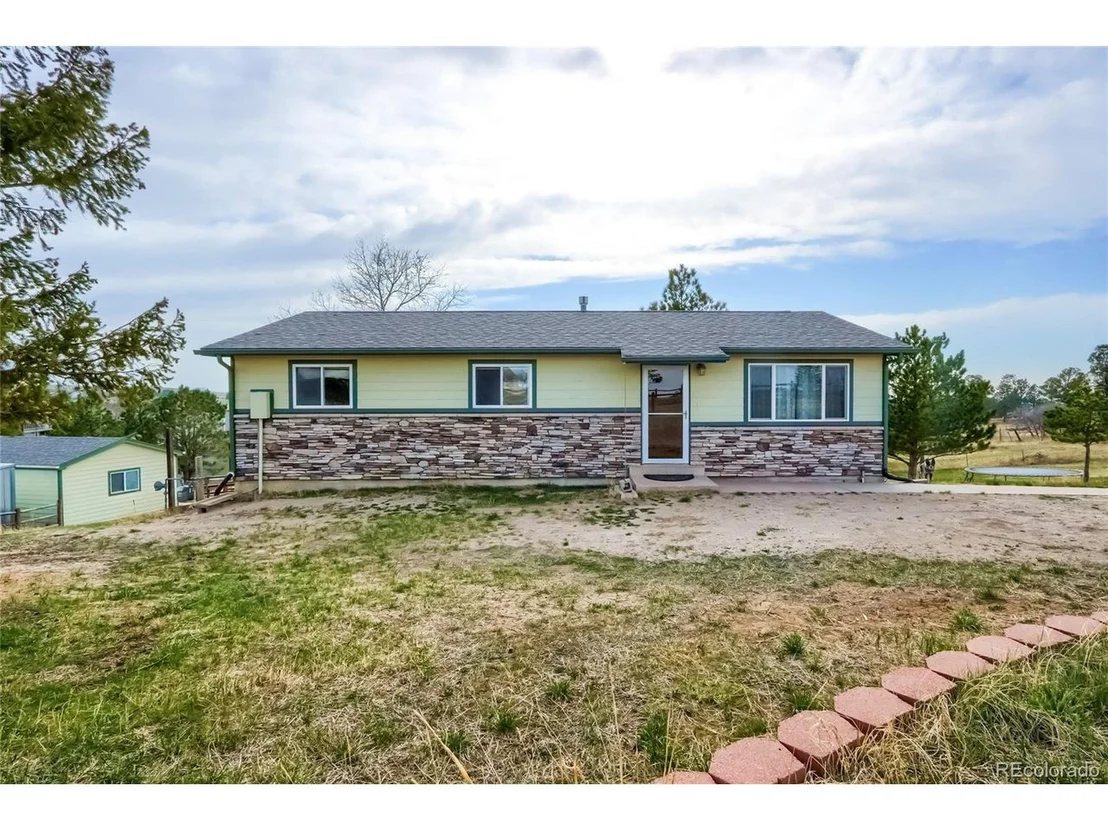 Photo of 9031 Awl Rd