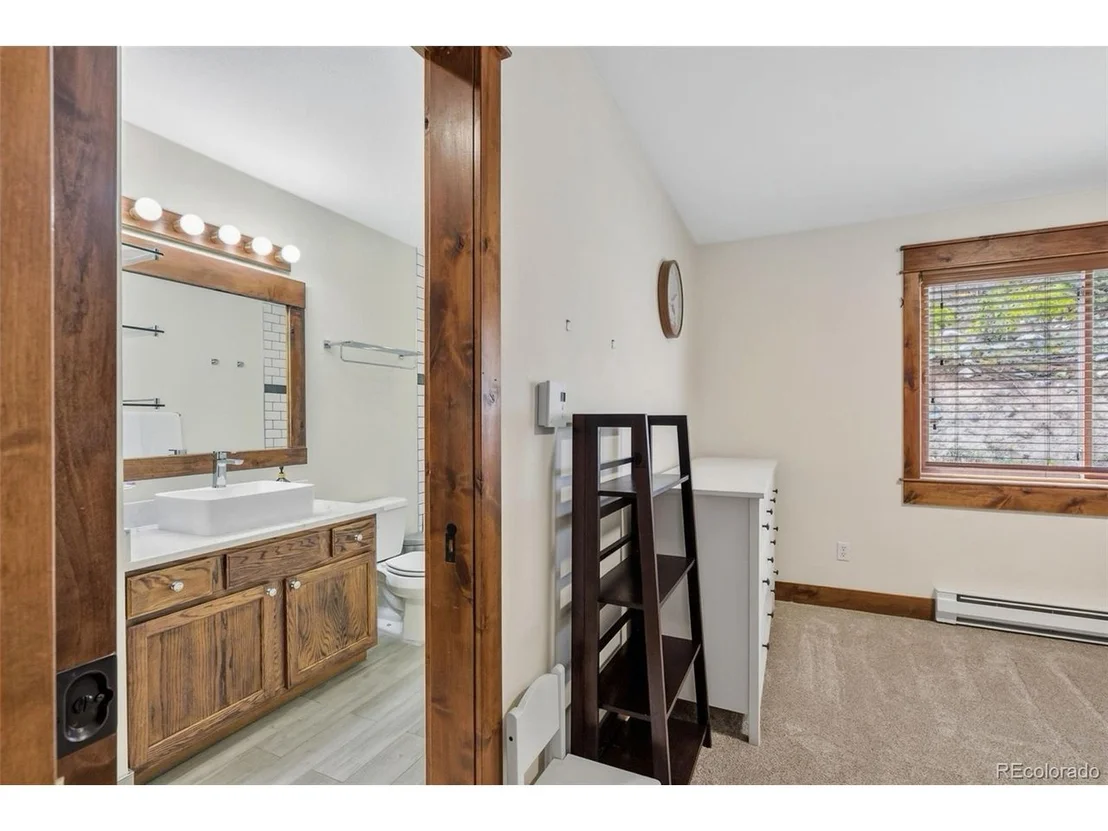 Photo of 54 Lakeview Dr