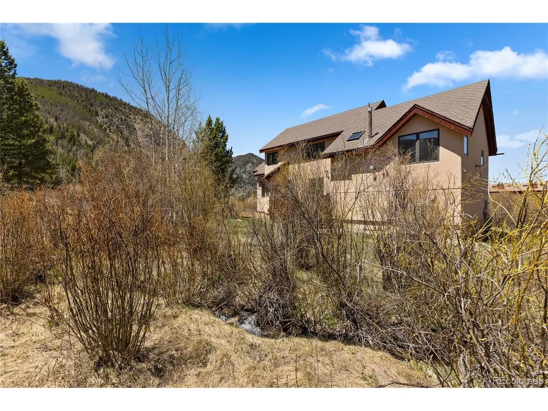 Photo of 460 Temple Trl