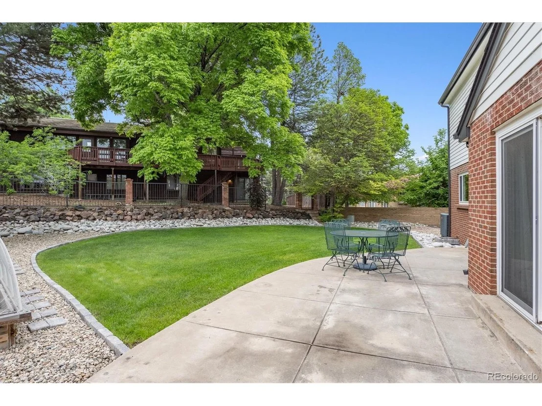 Photo of 1715 W 115th Cir