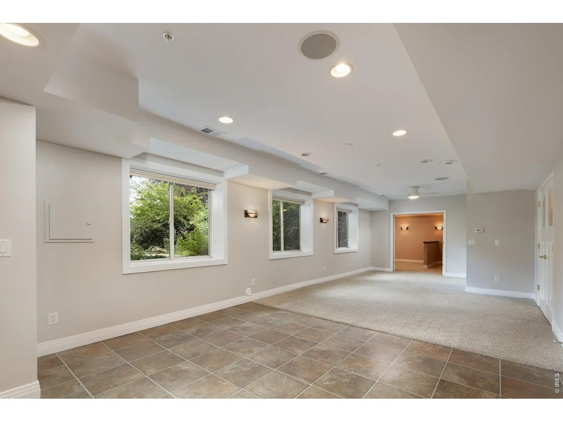 Photo of 7271 Longview Dr