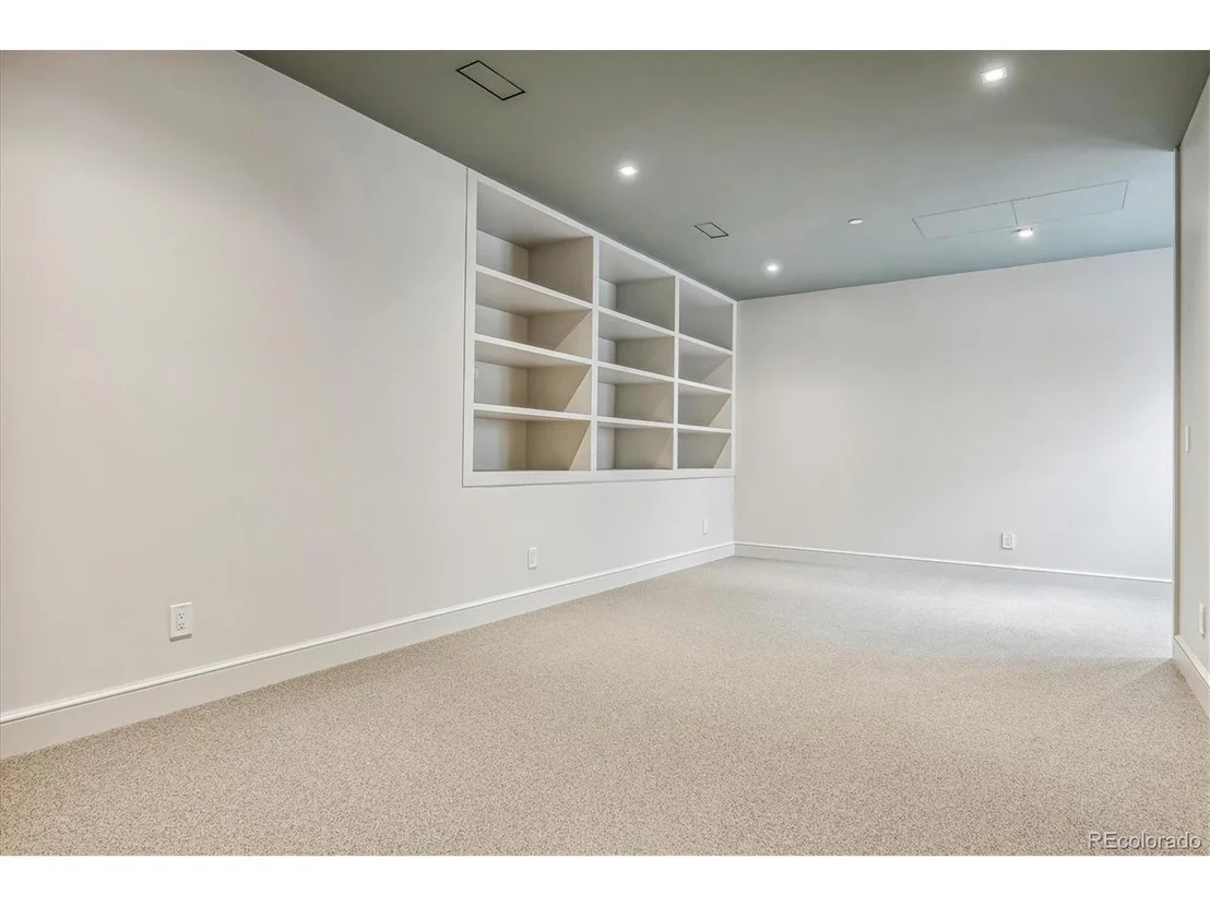 Photo of 33114 Upper Bear Creek Rd