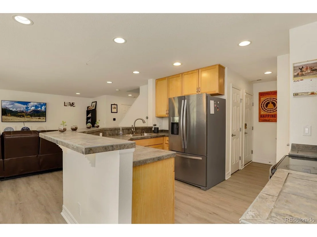Photo of 6098 Raleigh Cir