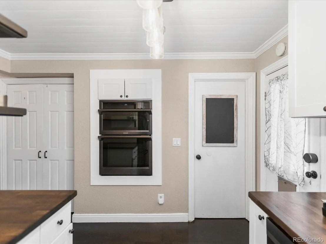 Photo of 176 W Maple Ave