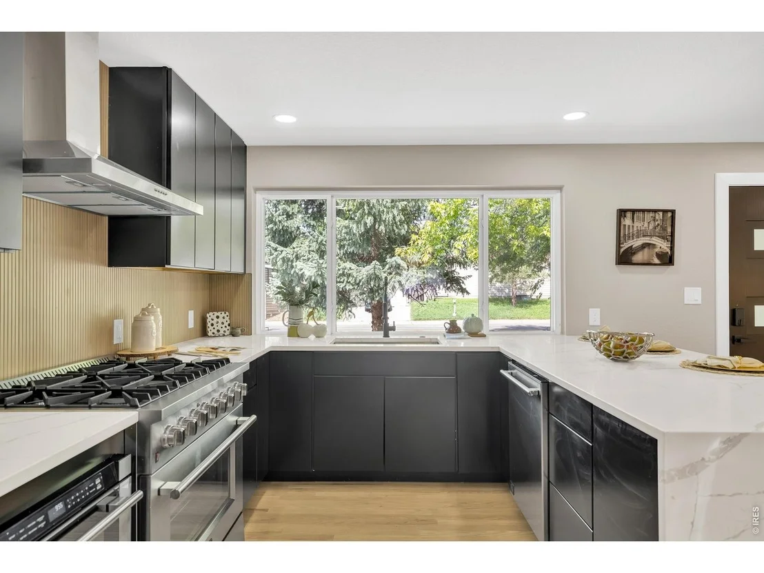 Photo of 3240 Folsom St