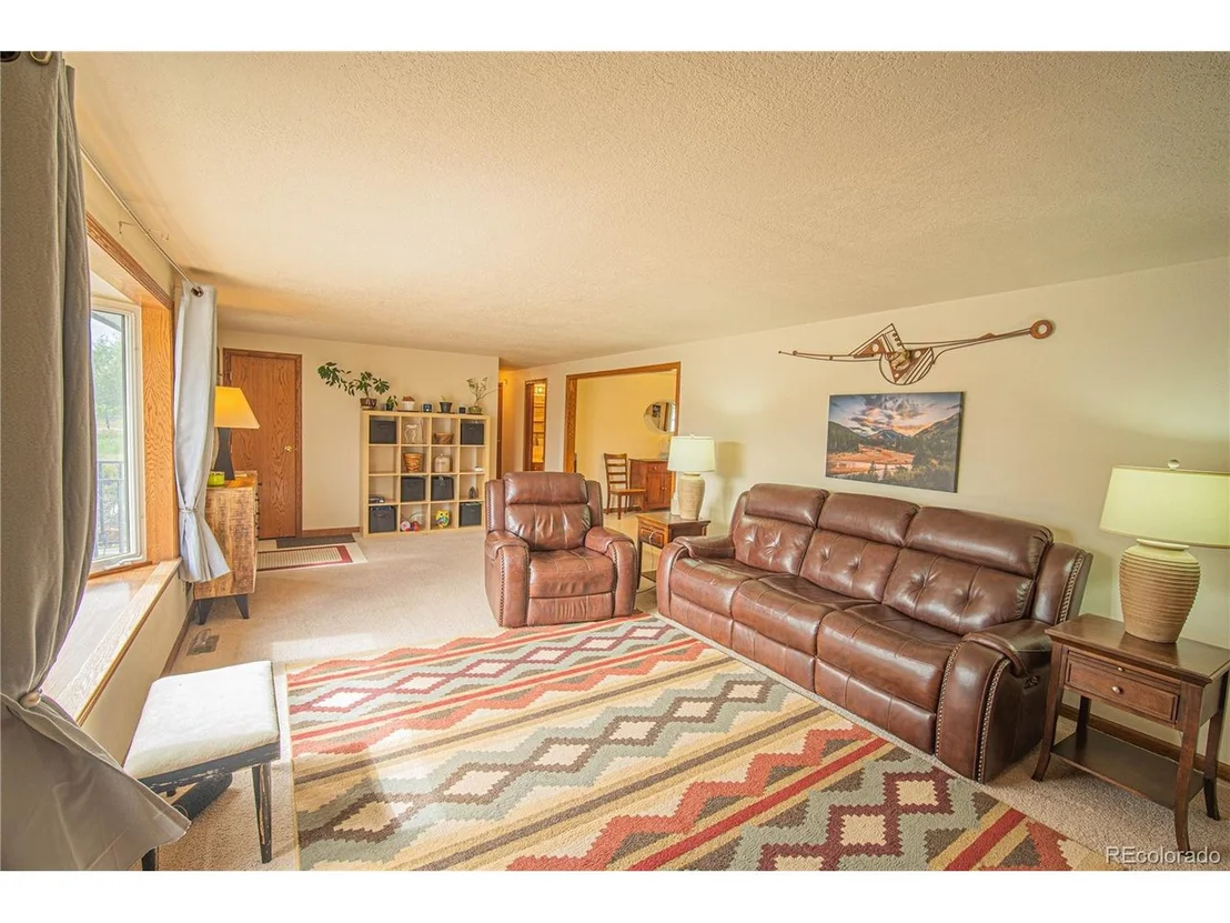 Photo of 172 Robert Dr