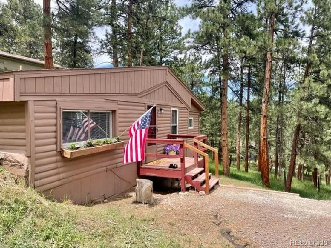 Photo of 3046 Yucca Dr