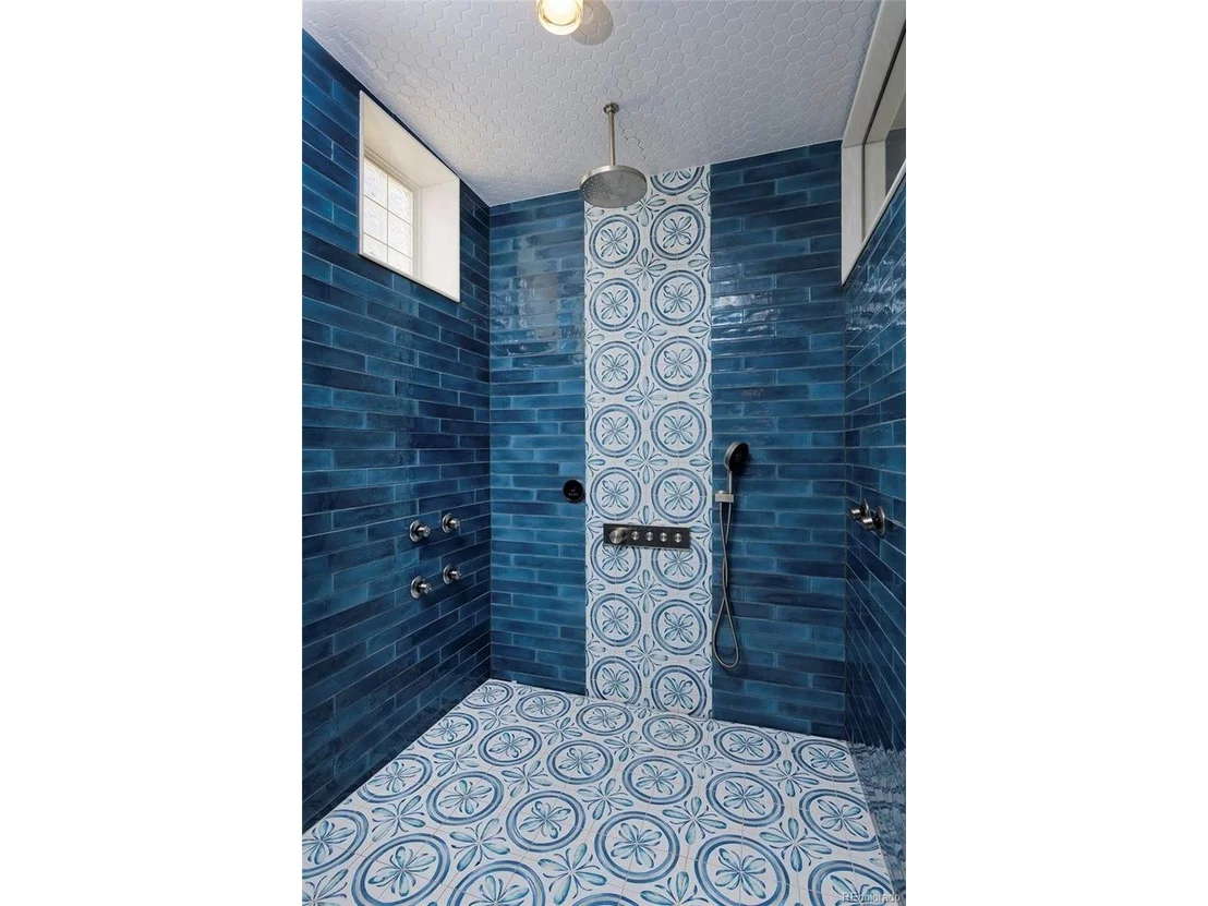 Photo of 700 Windflower Dr