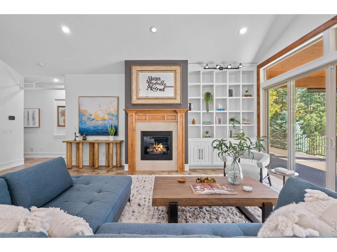 Photo of 2328 Saddleback Dr