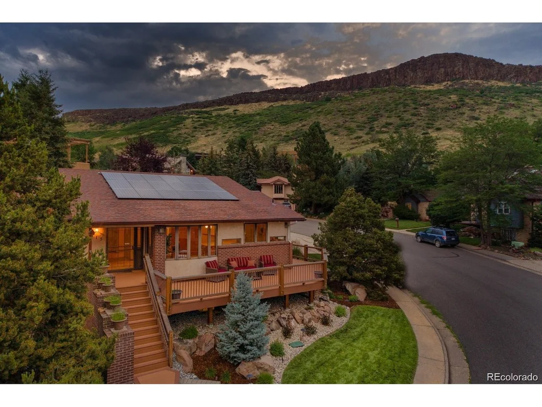 Photo of 815 Partridge Cir