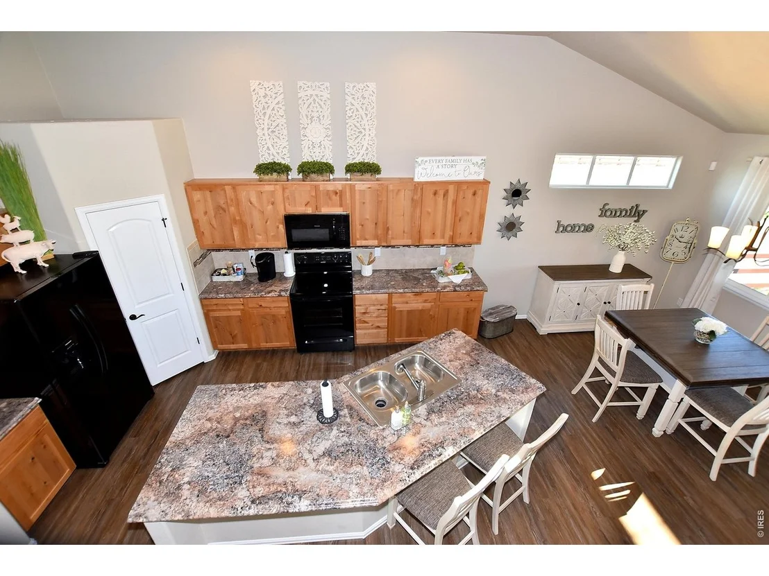 Photo of 2405 Juno Ln