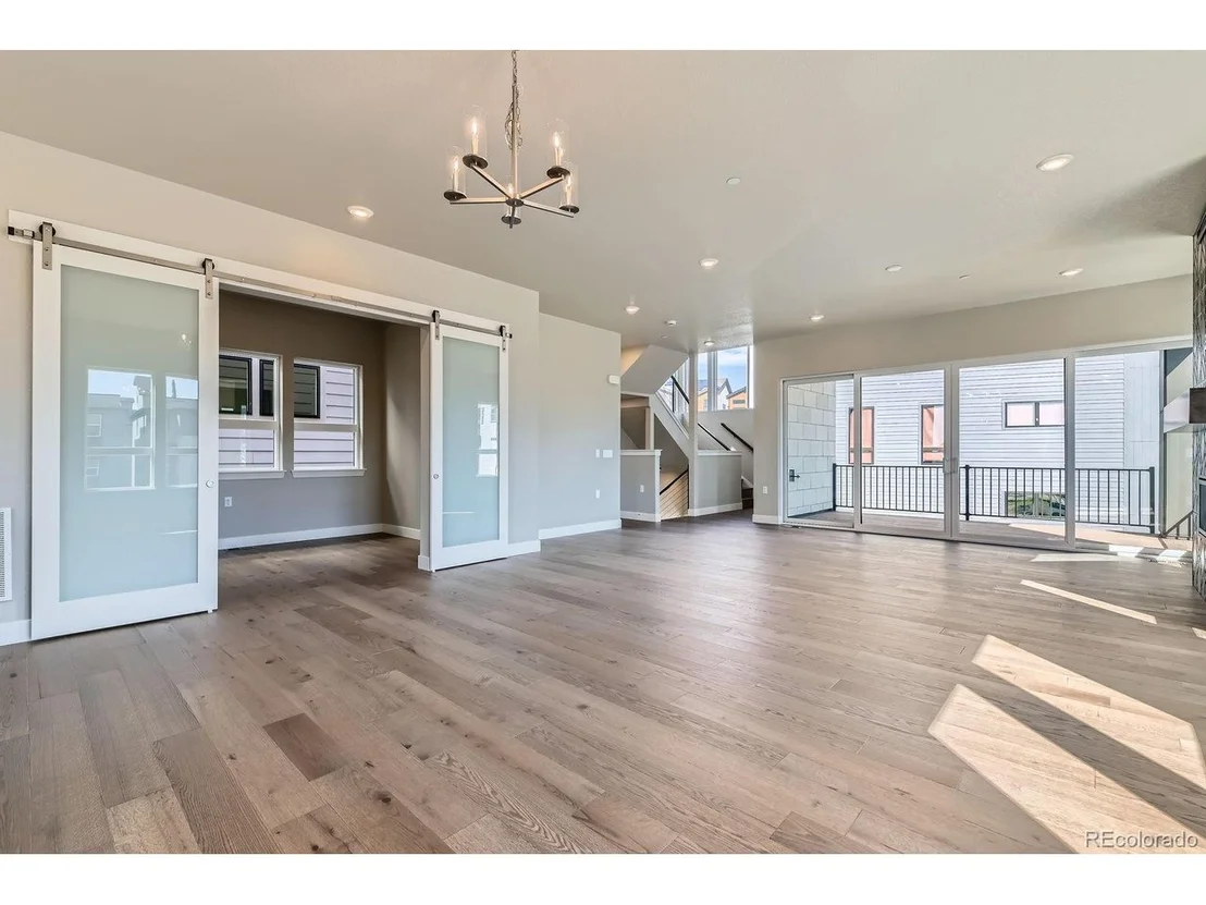 Photo of 16599 Peak Way