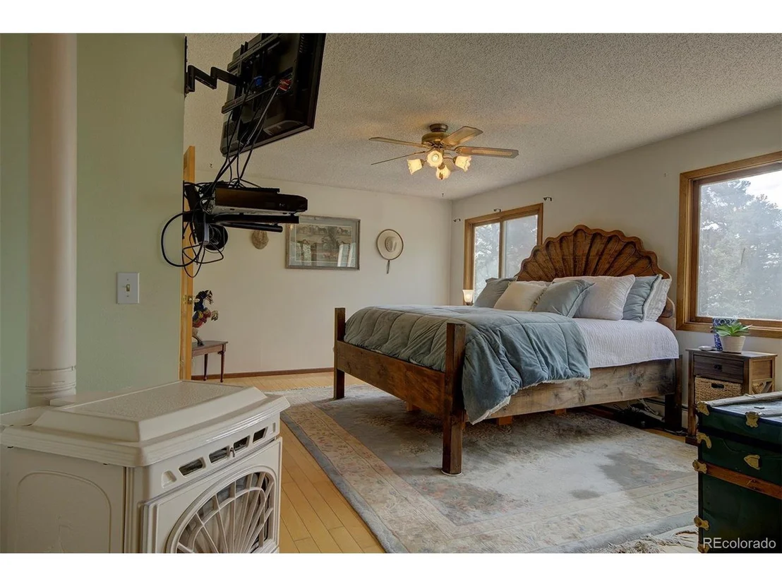 Photo of 13453 Riley Peak Rd