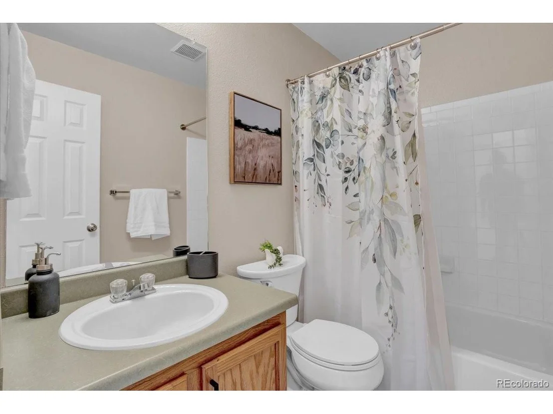 Photo of 3398 Blue Grass Cir