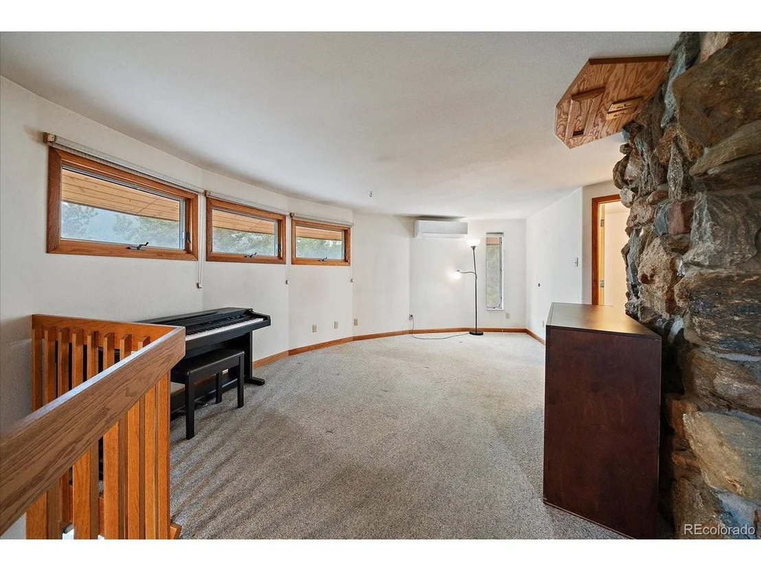 Photo of 475 Circle Dr