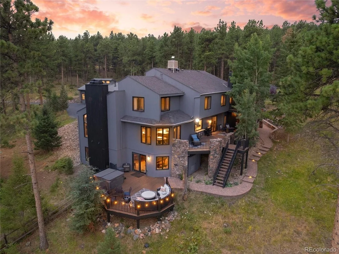 Photo of 571 Sundown Ln