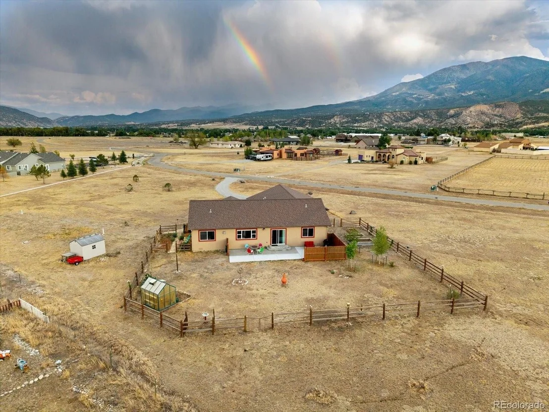 Photo of 7640 Meadowlark Dr