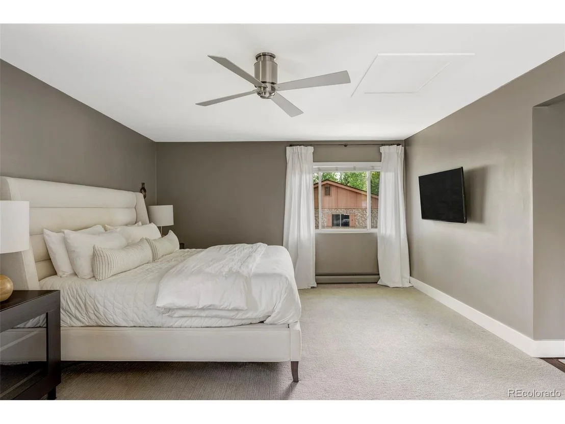 Photo of 13645 Crabapple Rd