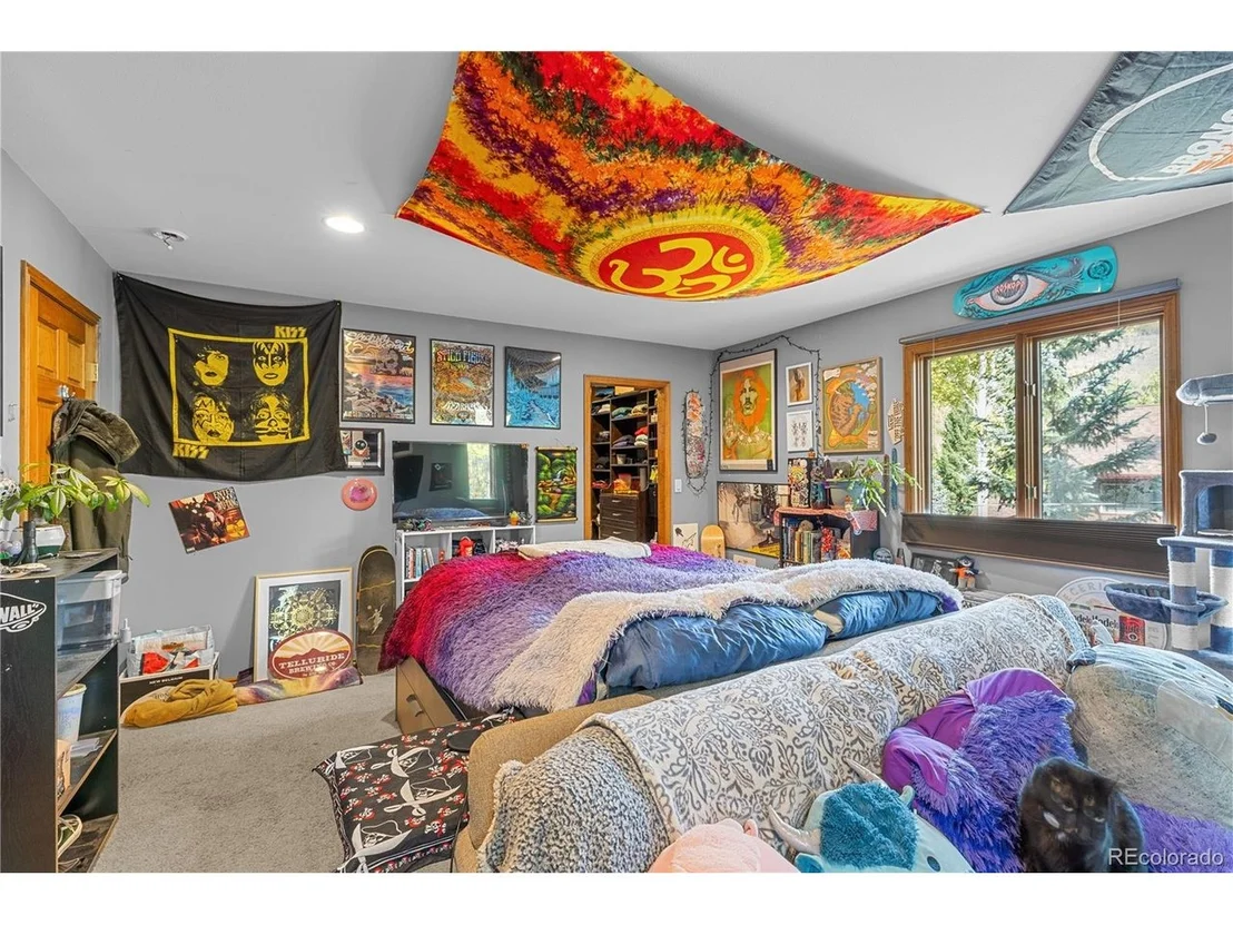 Photo of 208 Deer Path Rd