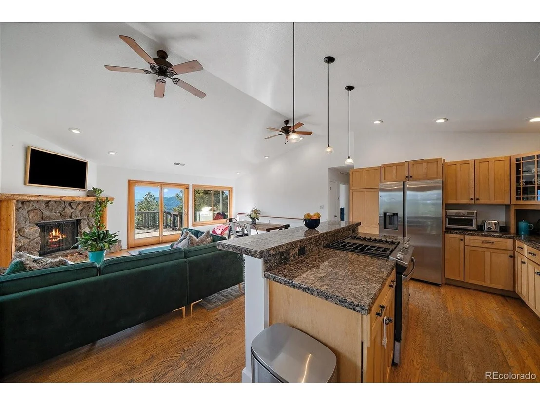 Photo of 26792 Hilltop Rd