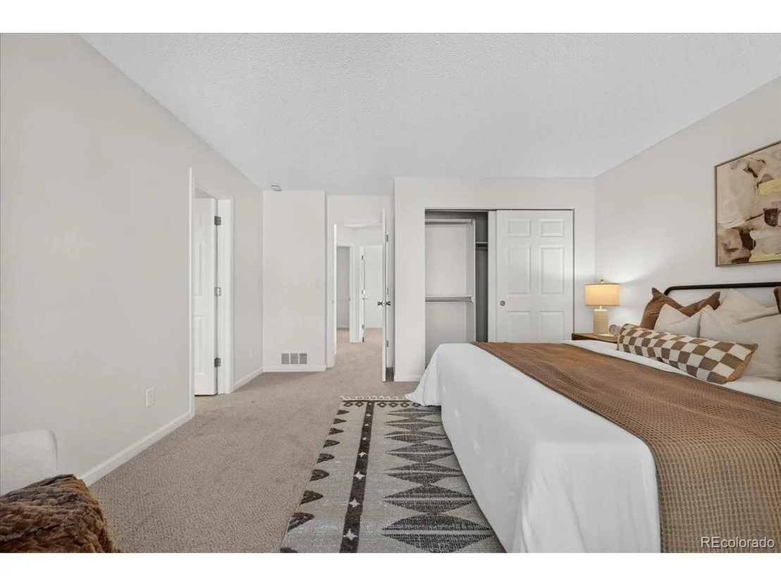 Photo of 8547 Union Cir