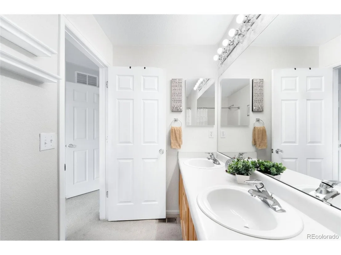 Photo of 9949 Melbourne Pl
