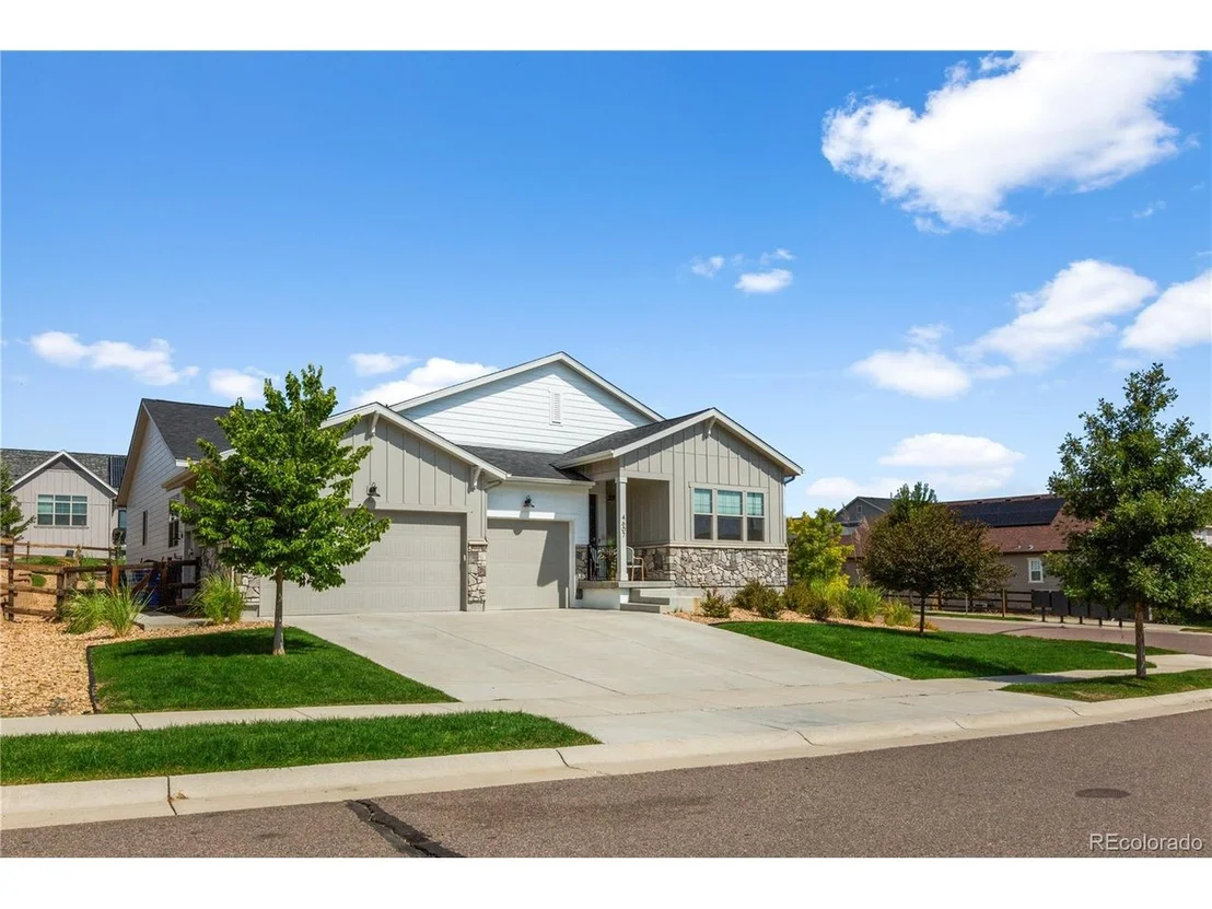 Photo of 4607 Lakeside Dr