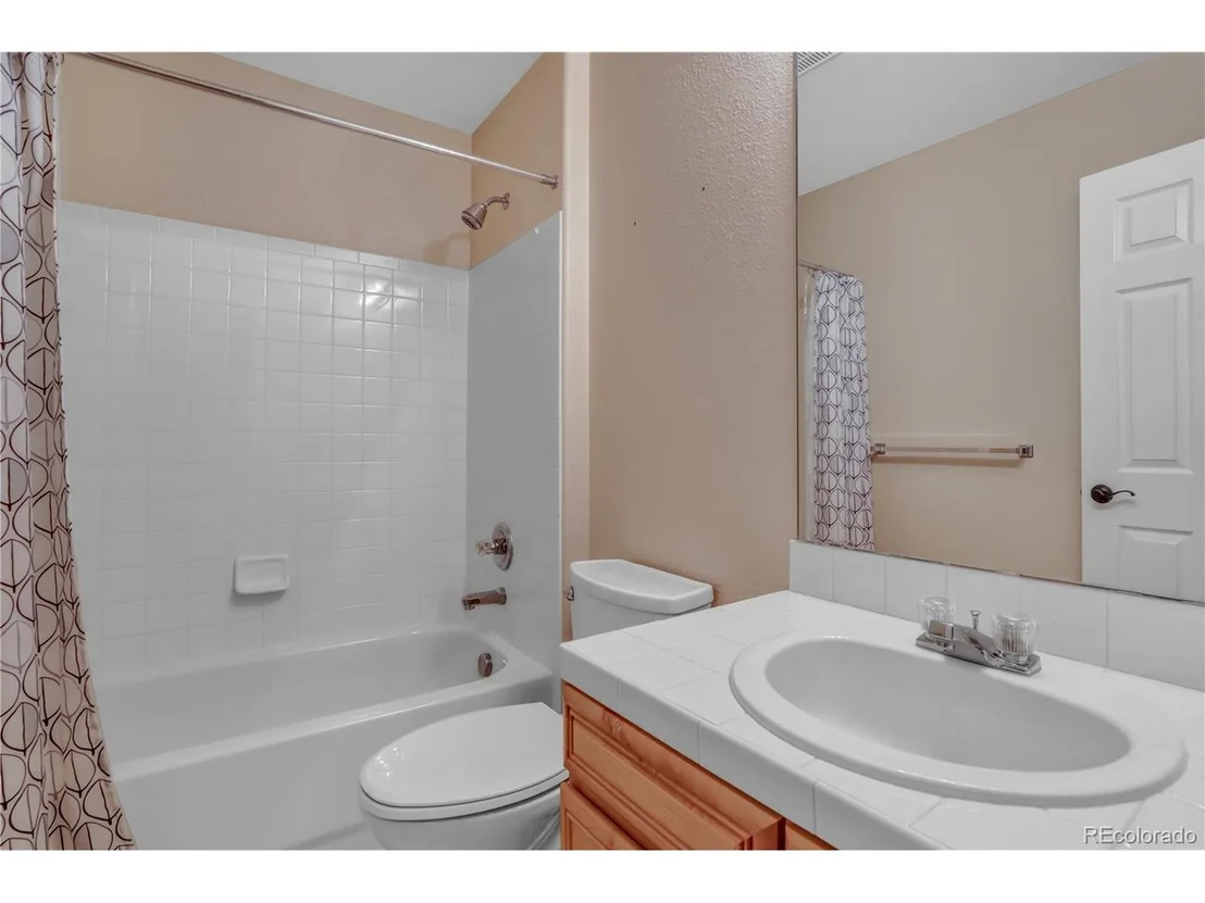 Photo of 965 Sparrow Hawk Dr