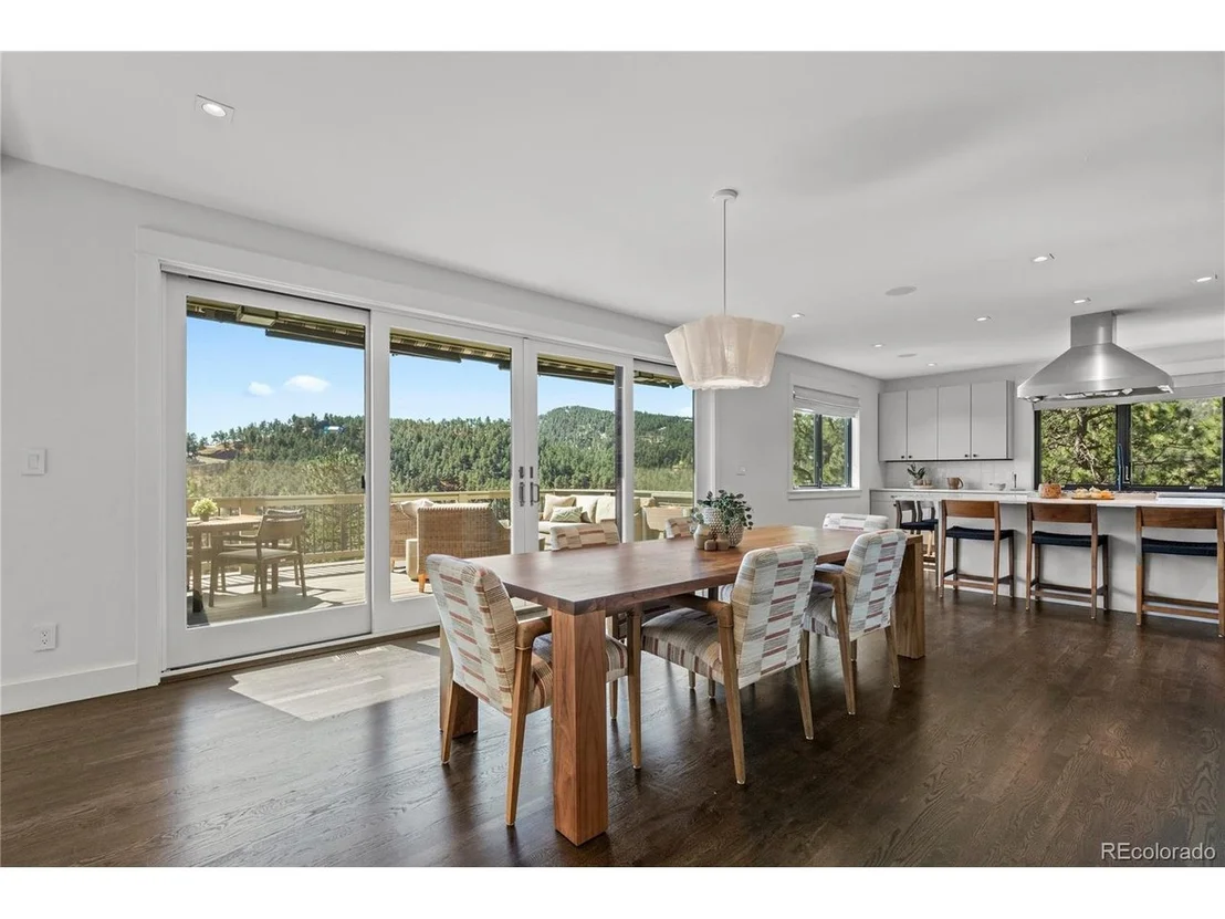 Photo of 14 Pine Brook Rd