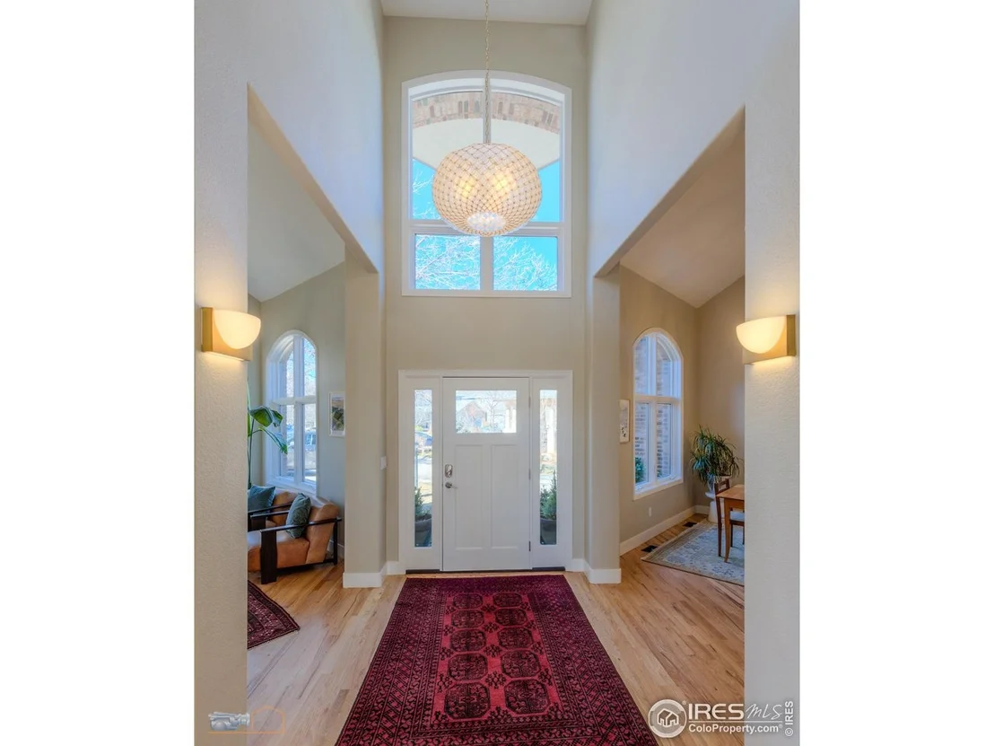 Photo of 3888 Saint Vincent Pl