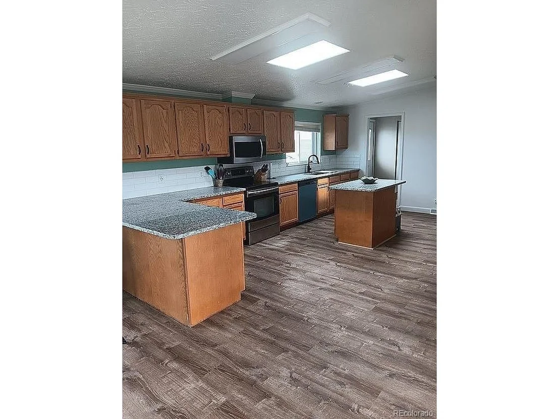 Photo of 6559 Pickney Rd