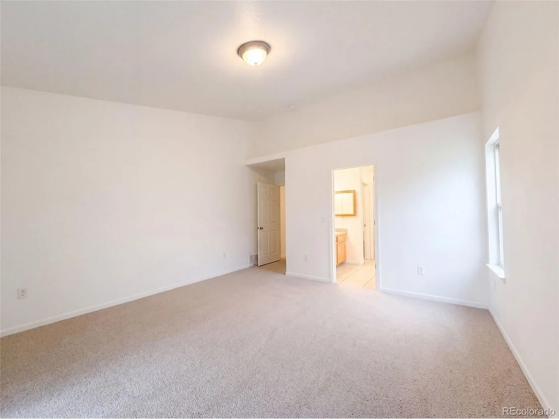 Photo of 1814 Chesapeake Cir