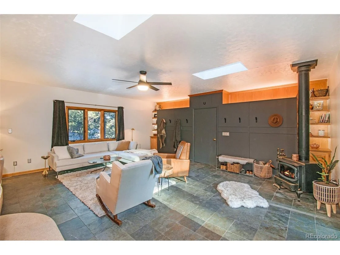 Photo of 5127 Knotty Pine Ln