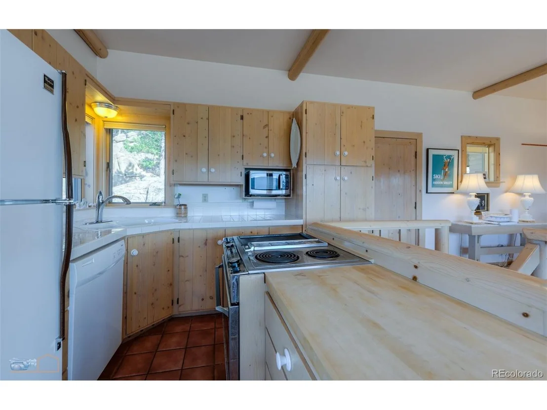 Photo of 452 Alpine Dr