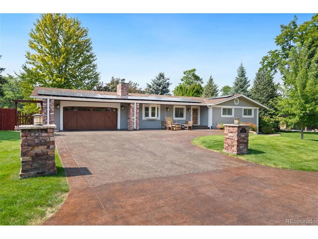 Photo of 3035 Deframe Rd