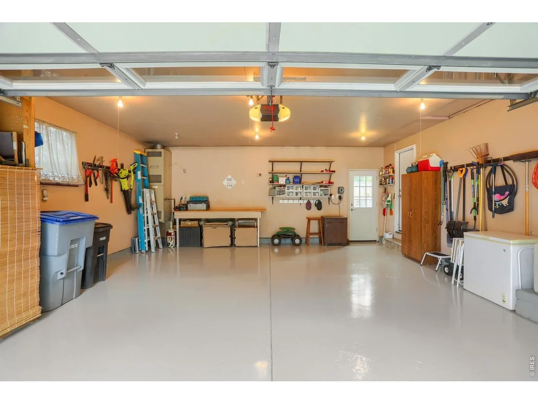 Photo of 409 E Saint Clair Ave