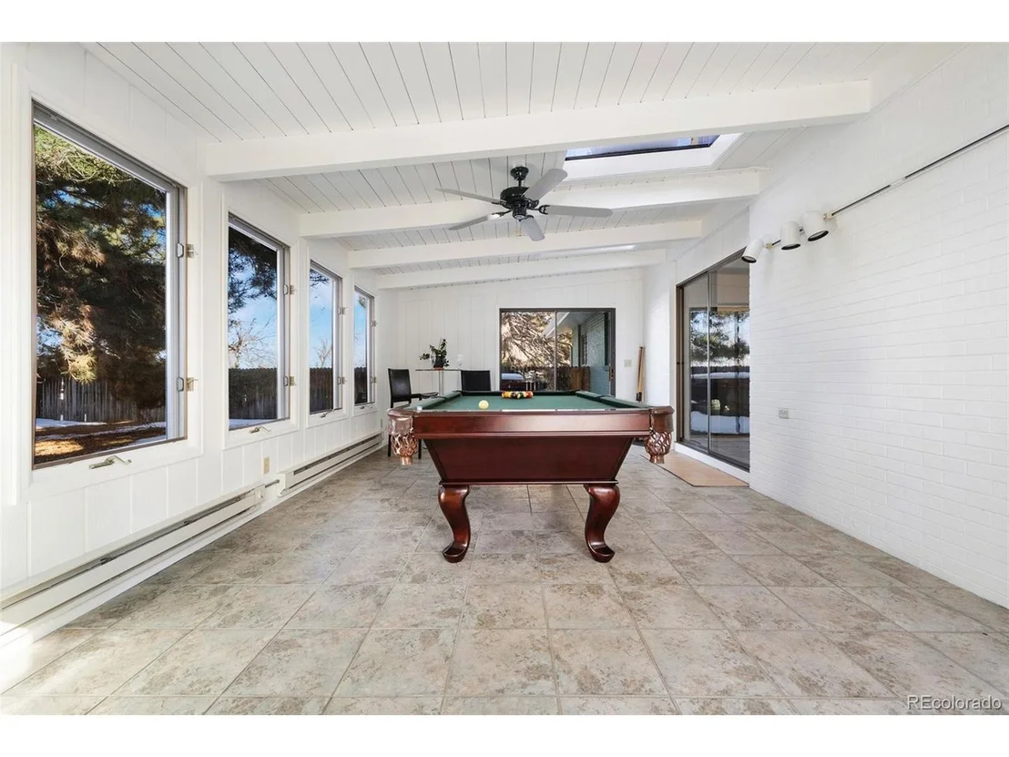 Photo of 6843 Fairview Dr